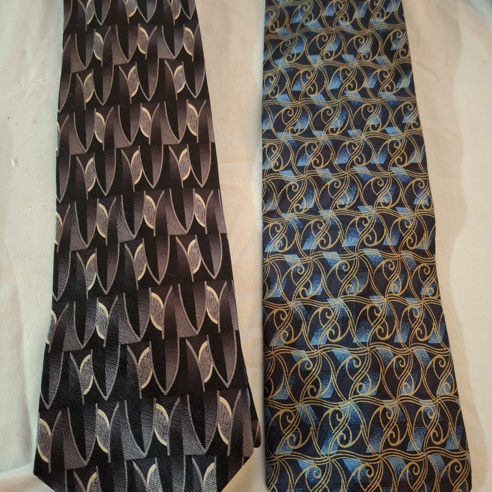 JF J.Ferrar Black and Blue Geometric Ties